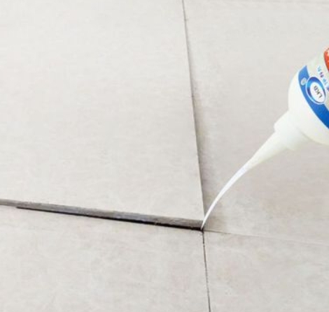商都瓷砖空鼓维修公司分享卫生间瓷砖脱落的原因可能有以下几点